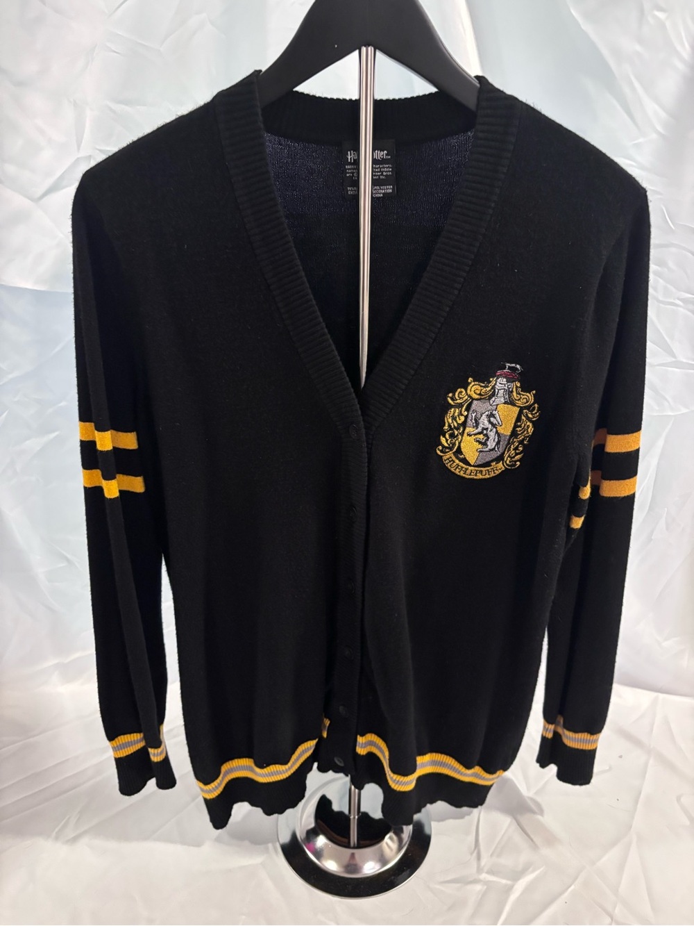 TORRID | Harry Potter Hufflepuff Cardigan - Picture 2 of 7